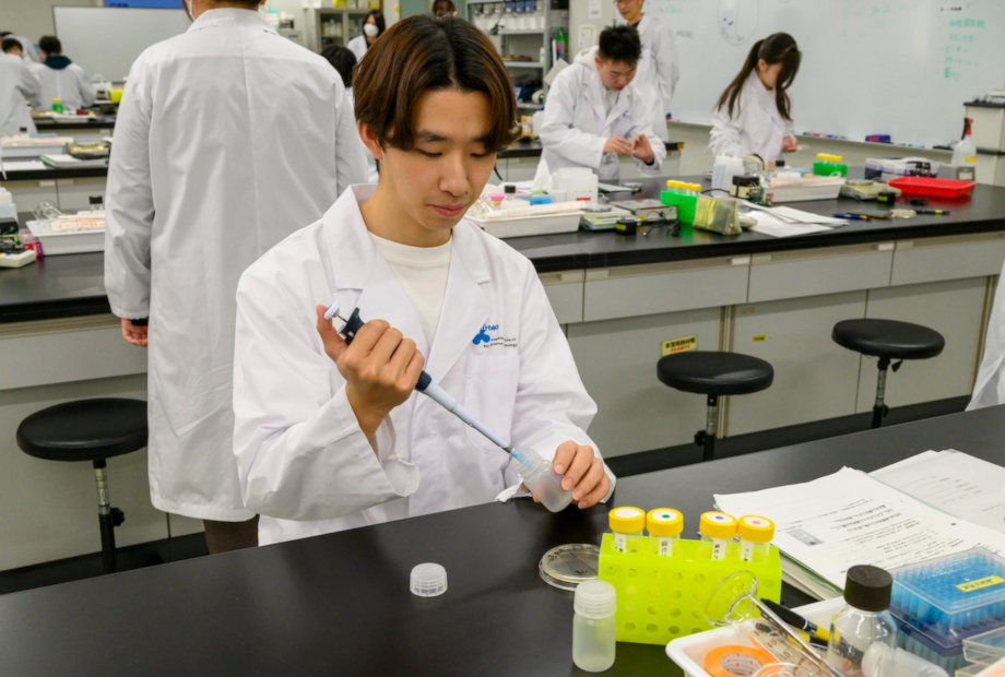 長浜バイオ大学のcampusgallery