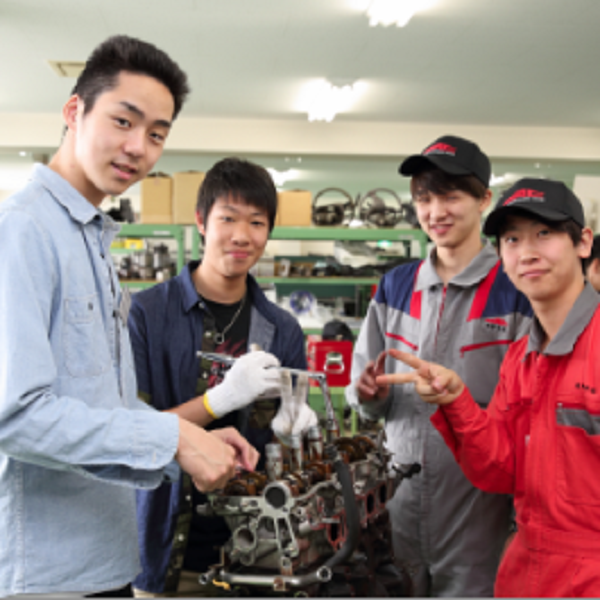 専門学校北海道自動車整備大学校のオープンキャンパス