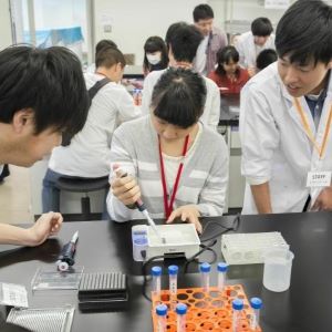 横浜薬科大学のオープンキャンパス