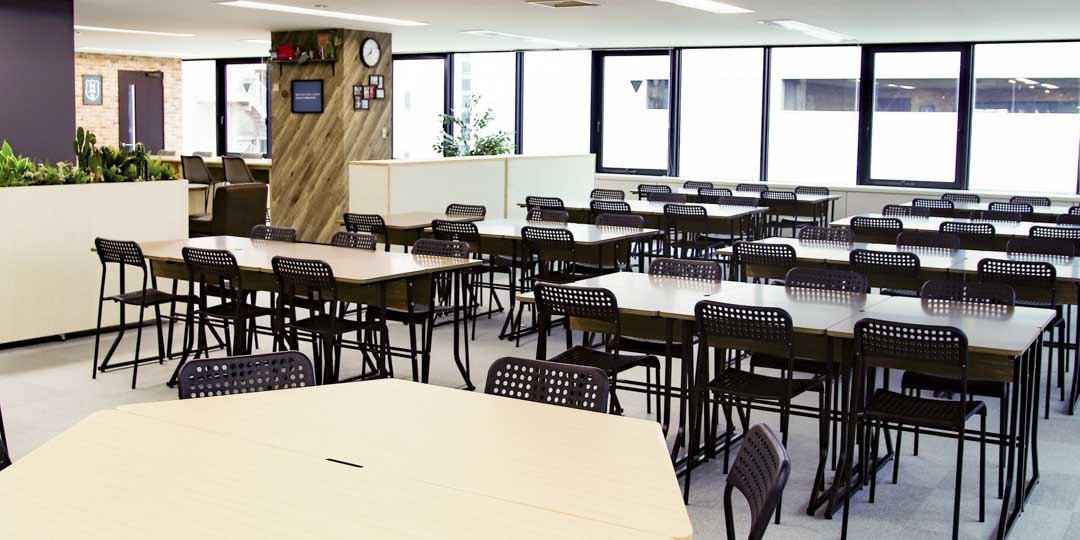 Ｎ高等学校・Ｓ高等学校・Ｒ高等学校　神戸三宮キャンパス