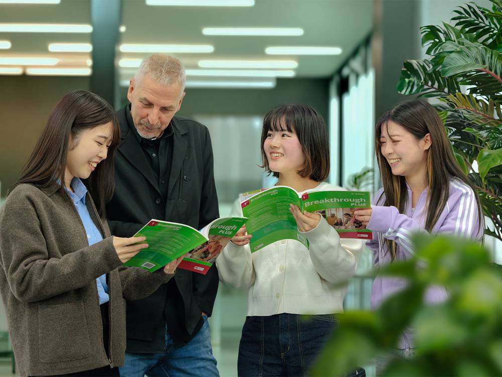京都外国語専門学校